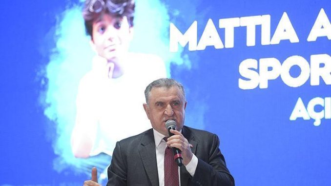pendikte-ahmet-minguzzi-spor-tesisinin-acilisi-yapildi-bDT7YDVa.jpg